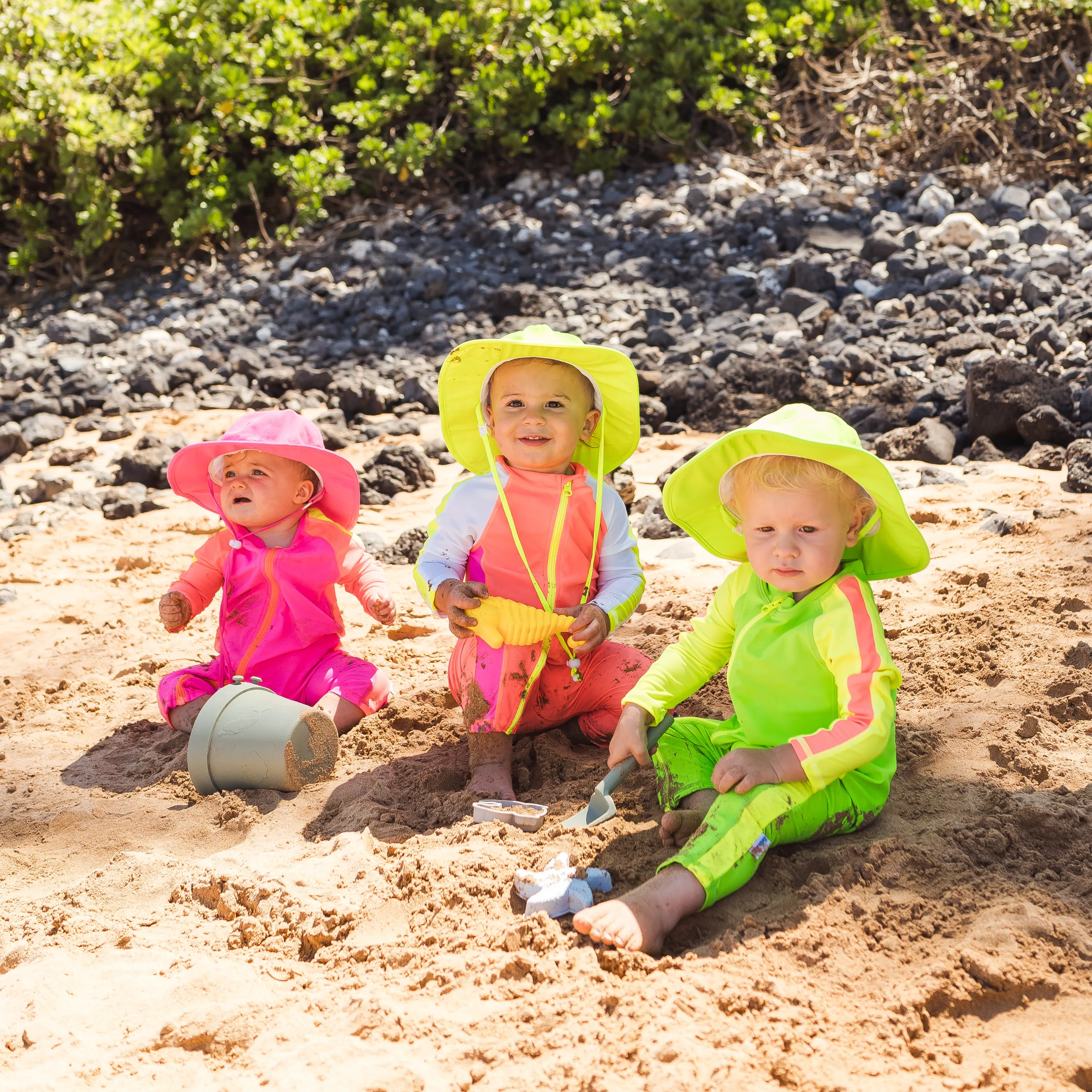 Kids Wide Brim Sun Hat "Fun Sun Day Play Hat" - Neon Shocking Pink