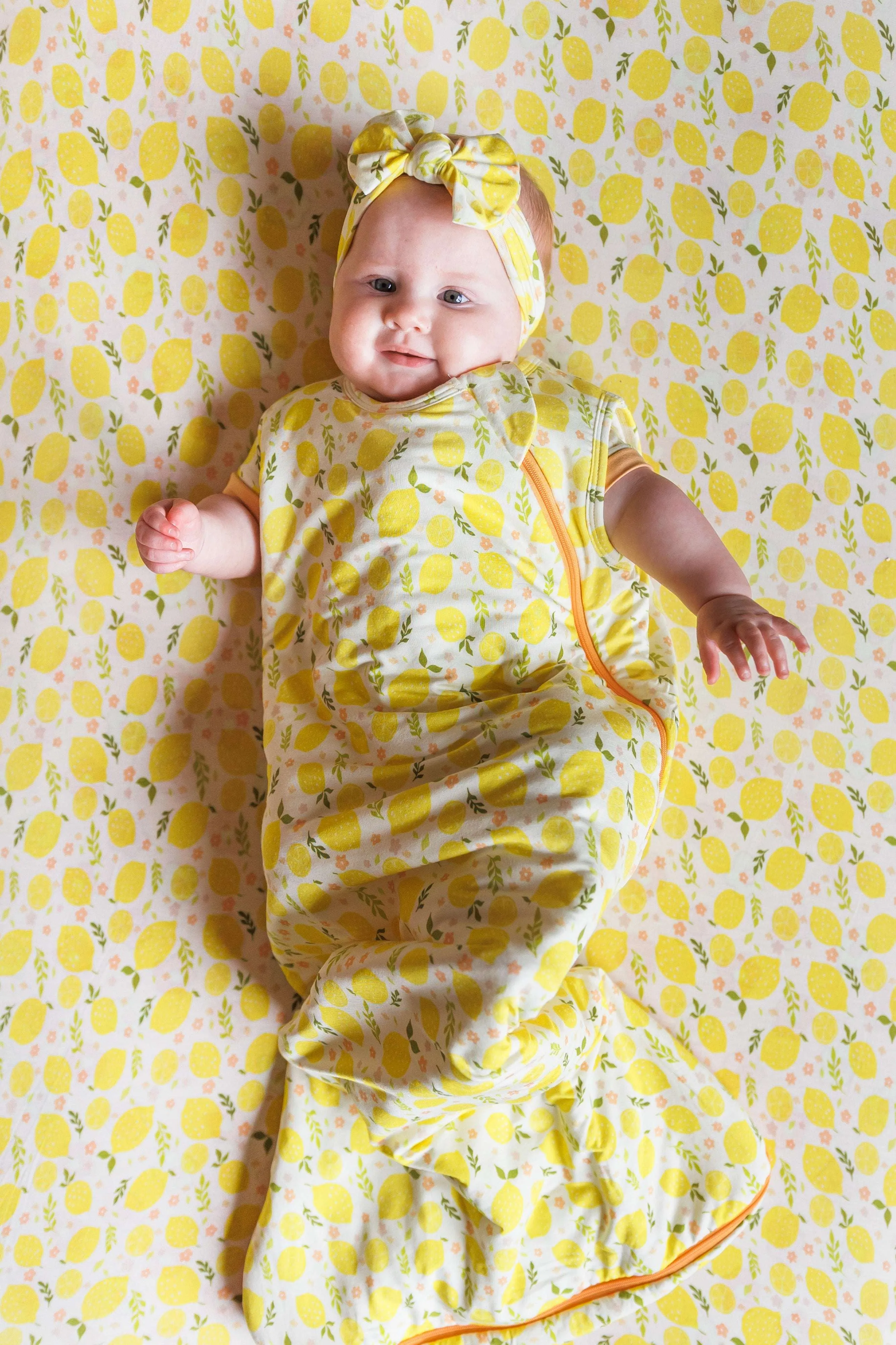 Lemon Blossoms Dream Crib Sheet